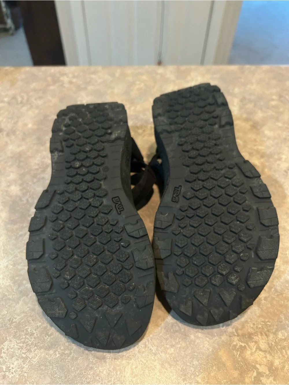 Teva Mens Size 8 Black Hydratek Performance Water Sandals